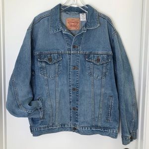 Levi’s XL Standard Trucker 70507 Denim Jacket